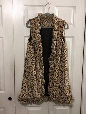 Cover Charge Cheetah Faux Fur long Ruffle Vest Small